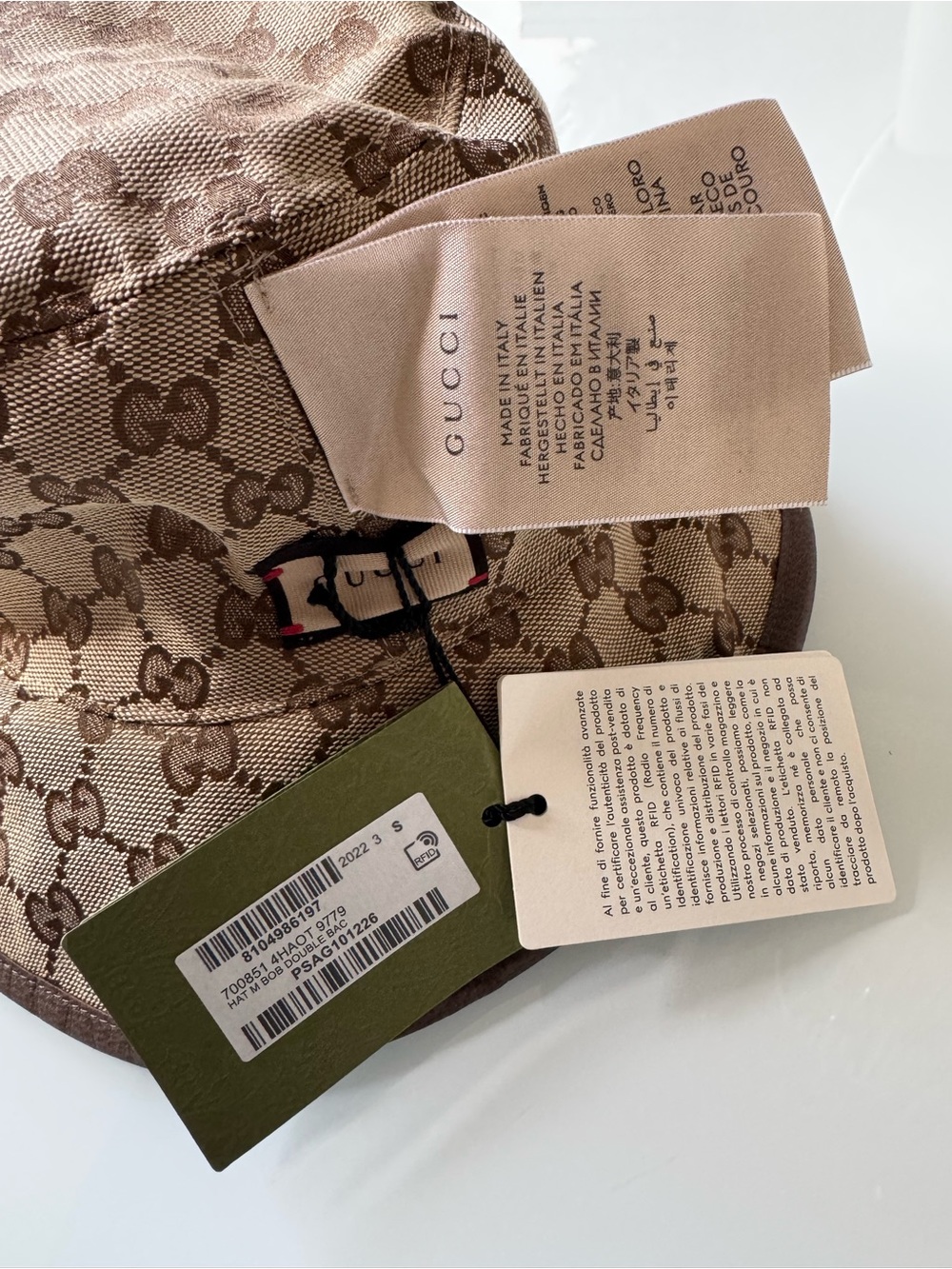 Gucci Reversible Monogram Bucket Hat - Picture 4 of 7